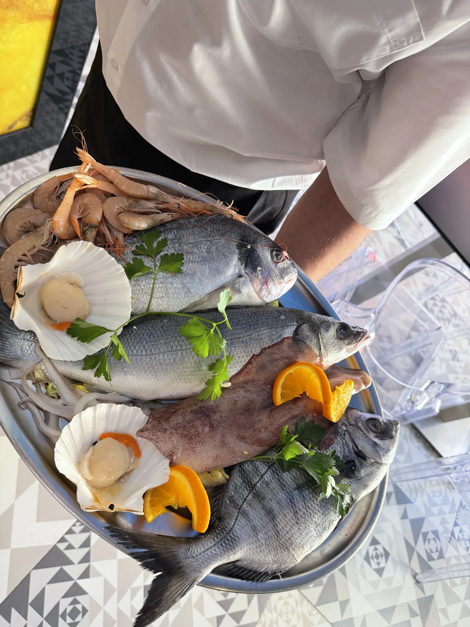 Pescado fresco del día en Costasol